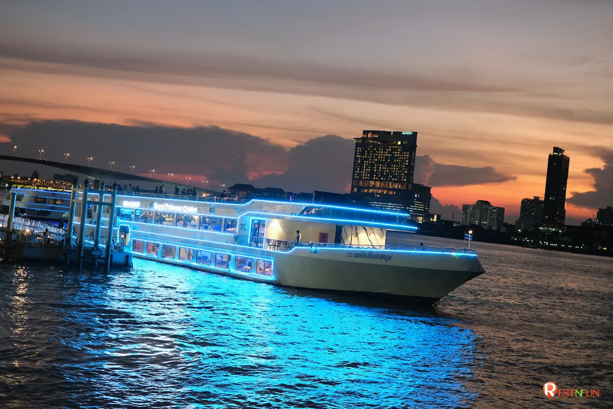 ล่องเรือดินเนอร์แม่น้ำเจ้าพระยาสุดโรแมนติก